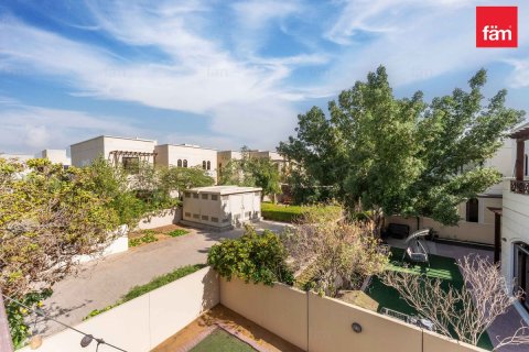 Dubai、UAE にあるタウンハウス販売中 4ベッドルーム、387.1 m2、No687263 - 写真 28