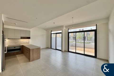 Mudon, Dubai, UAE의 임대용 빌라 침실 3개, 206제곱미터 번호 685186 - 사진 2