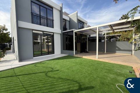 Motor City, Dubai, संयुक्त अरब अमीरात में विला, 4 बेडरूम, 315 वर्ग मीटर, संख्या 685183