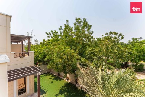 Kuća u nizu u Dubai, UAE 4 spavaćih soba, 297.5 m2 Br. 708436 - fotografija 7