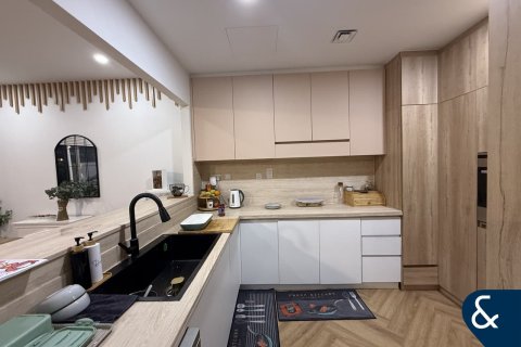 Shtëpi në qytet në Dubai Land, Dubai, Emiratet e Bashkuara Arabe 3 dhoma gjumi, 179 m2. № 688532 - Foto 5