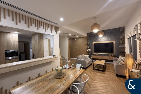 Shtëpi në qytet në Dubai Land, Dubai, Emiratet e Bashkuara Arabe 3 dhoma gjumi, 179 m2. № 688532 - Foto 4