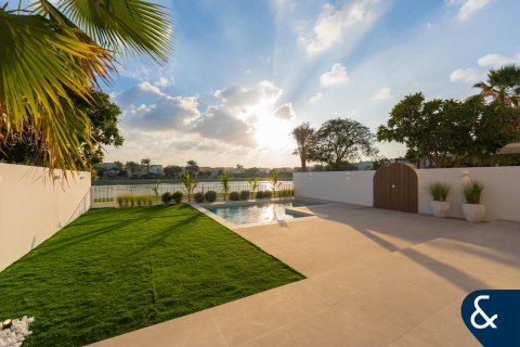 וילה למכירה ב The Springs, Dubai, איחוד האמירויות  3 חדרי שינה, 167 מ"ר, מספר 688535 - תמונה 25