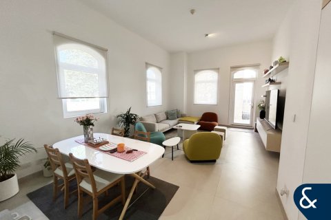 Apartmen di Motor City, Dubai, UAE 1 bilik tidur, 98 meter persegi № 688534 - foto 3