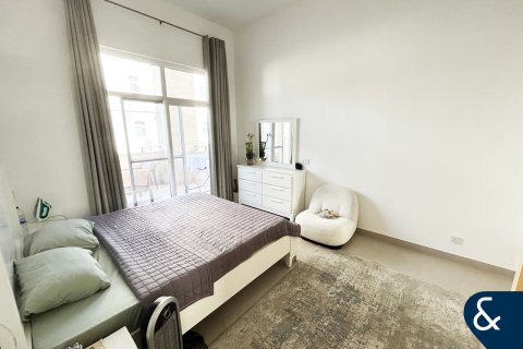 Apartmen di Motor City, Dubai, UAE 1 bilik tidur, 98 meter persegi № 688534 - foto 6