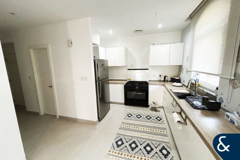 Apartmen di Motor City, Dubai, UAE 1 bilik tidur, 98 meter persegi № 688534 - foto 2