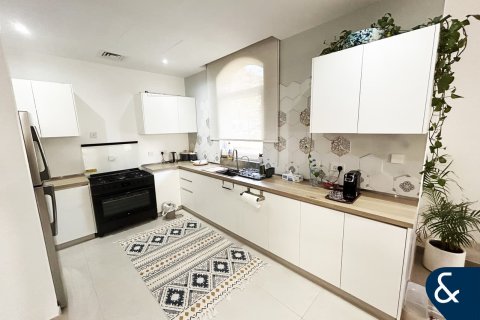 Appartement à Motor City, Dubai, EAU: 1 chambre, 98 m2 № 688534