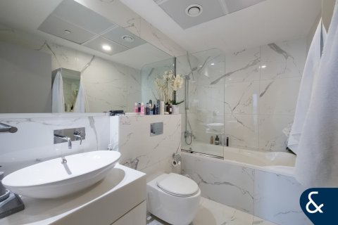 Apartmán v Jumeirah Village Circle, Dubai, SAE 2 spálne, 131 m2 č. 688530 - Fotografia 14