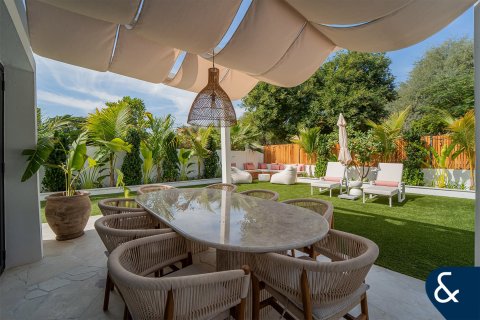 Villa in Arabian Ranches, Dubai, UAE 4 bedrooms, 272 sq.m. № 688531 - photo 18