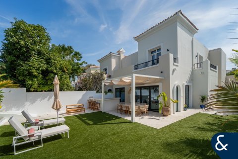 Villa in Arabian Ranches, Dubai, UAE 4 bedrooms, 272 sq.m. № 688531