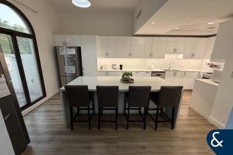 Mudon, Dubai, UAE의 판매용 빌라 침실 4개, 354제곱미터 번호 688533 - 사진 6