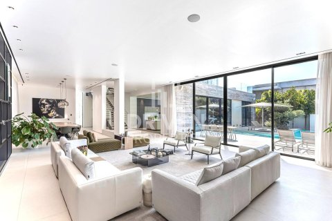 Willa na sprzedaż w Jumeirah, Dubai, ZEA 5 sypialnie, 941 mkw., nr 653078 - zdjęcie 5