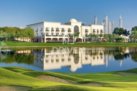 Byt v Emirates Hills, Dubai, SAE 3 ložnice, 177 m² Č.: 653076 - fotografie 9