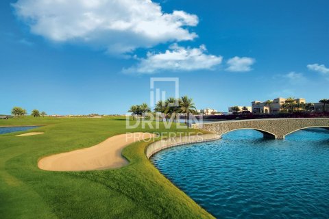 Byt v Emirates Hills, Dubai, SAE 3 ložnice, 177 m² Č.: 653076 - fotografie 12