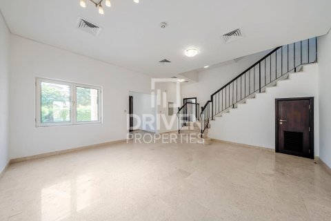 The Villa, Dubai, संयुक्त अरब अमीरात में विला, 5 बेडरूम, 334 वर्ग मीटर, संख्या 653073 - फ़ोटो 7