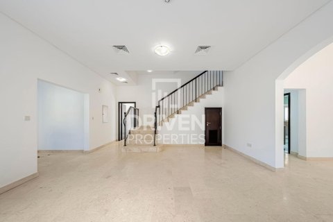 The Villa, Dubai, संयुक्त अरब अमीरात में विला, 5 बेडरूम, 334 वर्ग मीटर, संख्या 653073 - फ़ोटो 5