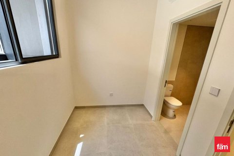 Villa til salgs i Dubai, Emiratene 3 soverom, 189 kvm Nr. 689275 - Foto 17