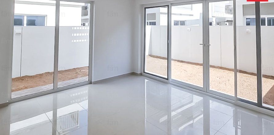 Dubai, संयुक्त अरब अमीरात में टाउनहाउस, 3 बेडरूम, 142.6 वर्ग मीटर, संख्या 689269