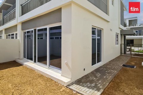 Dubai, संयुक्त अरब अमीरात में टाउनहाउस, 3 बेडरूम, 142.6 वर्ग मीटर, संख्या 689269 - फ़ोटो 14