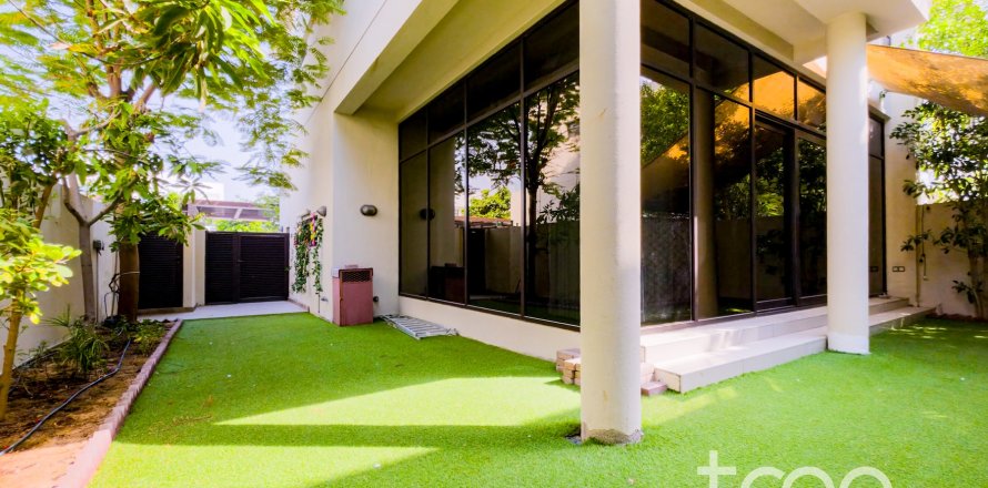 Таунхаус в DAMAC Hills (Akoya by DAMAC), Дубай, ОАЭ 3 спальни, 253.25м2 № 733692