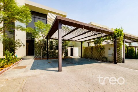 Снять в аренду таунхаус в DAMAC Hills (Akoya by DAMAC), Дубай, ОАЭ 3 спальни, 253.25м2, № 733692 - фото 2