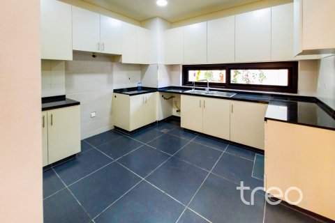 Снять в аренду таунхаус в DAMAC Hills (Akoya by DAMAC), Дубай, ОАЭ 3 спальни, 253.25м2, № 733692 - фото 6