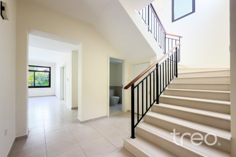 Villa zur Miete in Town Square, Dubai, VAE 4 Schlafzimmer, 220.55 m2 Nr. 733720 - Foto 2