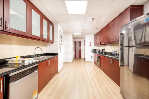 Hotelis dzīvoklis Jumeirah Beach Residence, Dubaijā, AAE 4 istabas, 262 m2 Nr. 643353 - attēls 5