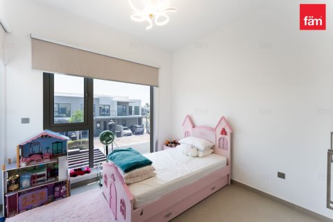 Kaupunkipientalo Dubai, Arabiemiraatit 3 makuuhuonetta, 140 m2 № 721882 - kuva 11
