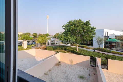 خانه شهری برای فروش در  Dubai Land، Dubai، امارات متحده عربی  3 خوابه ، 223 متر مربع ، شماره 719680 - تصویر 16