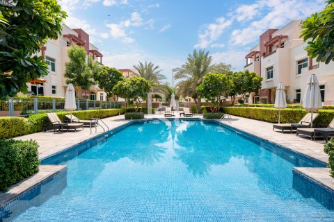 Apartament na sprzedaż w Al Ghadeer, Abu Dhabi, ZEA 1 pokój, 45 mkw., nr 731934 - zdjęcie 2