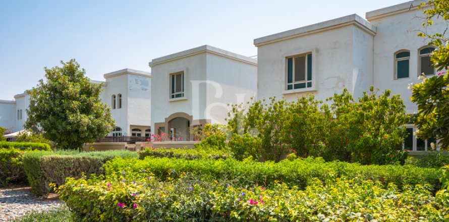 Kuća u nizu u Al Ghadeer, Abu Dhabi, UAE 110 m2, 2 spavaćih soba Br. 731931