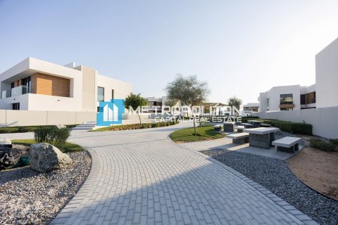 Villa itt: Saadiyat Island, Abu Dhabi, EAE, 4 hálószoba, 629.4 m², azonosító: 651764 - fénykép 3