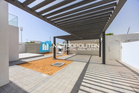 Villa itt: Saadiyat Island, Abu Dhabi, EAE, 4 hálószoba, 629.4 m², azonosító: 651764 - fénykép 23