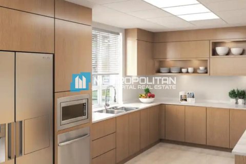 Townhouse in Khalifa City, Abu Dhabi, UAE 3 bedrooms, 236.5 sq.m. № 651765 - photo 4