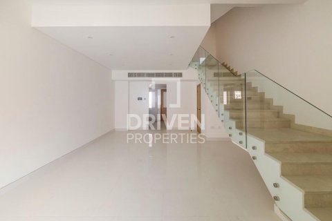 Townhouse de vânzare în Jumeirah Village Circle, Dubai, EAU 4 dormitoare, 376 mp. №653844 - poză 2