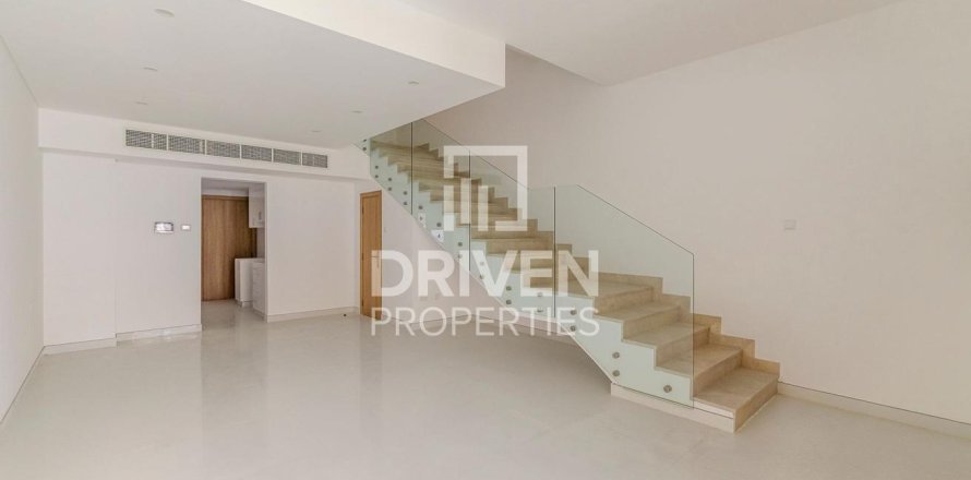Townhouse sa Jumeirah Village Circle, Dubai, UAE 4 silid-tulugan, 376 sq.m. № 653844
