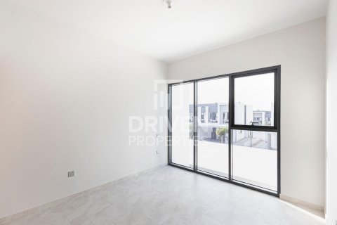 Radhus till försäljning i Dubai Land, Dubai, UAE 4 sovrum, 223 kvm Nr. 653846 - fotografi 13