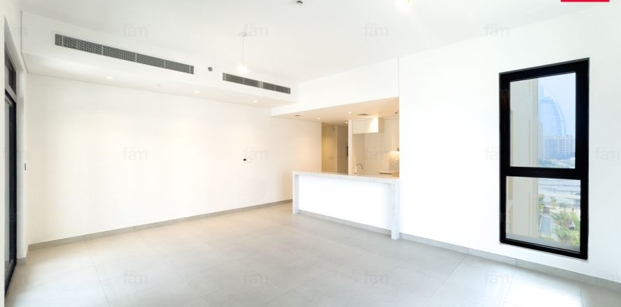 Apartmen di Umm Suqeim, Dubai, UAE 2 bilik tidur, 120.3 meter persegi № 635900