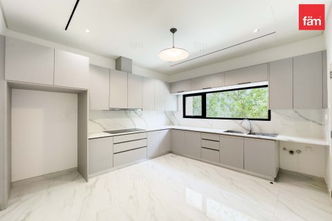 Willa na sprzedaż w Dubai, ZEA 5 sypialnie, 479.9 mkw., nr 635899 - zdjęcie 2