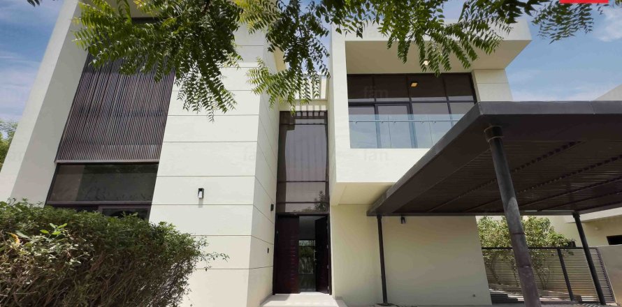 Willa w Dubai, ZEA 5 sypialnie, 479.9 mkw. nr 635899