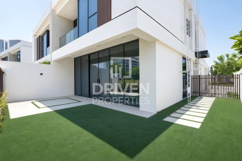 Ridamaja asukohaga Mohammed Bin Rashid City, Dubai, AÜE: 4 magamistoaga, 312.25 m² Nr 756803