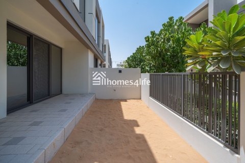 Kaupunkipientalo Tilal Al Ghaf, Dubai, Arabiemiraatit 3 makuuhuonetta, 202 m2 № 712254 - kuva 18