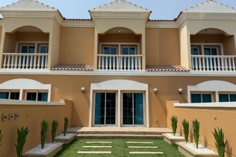Townhouse til salg i Jumeirah Village Triangle, Dubai, UAE 2 soveværelser, 152 kvm № 705365 - foto 12