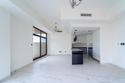Таунхаус Nadd Al Sheba, Дубай, БАӘ-да 4 жатын бөлмелер, 294 м² № 705367 - фото 1