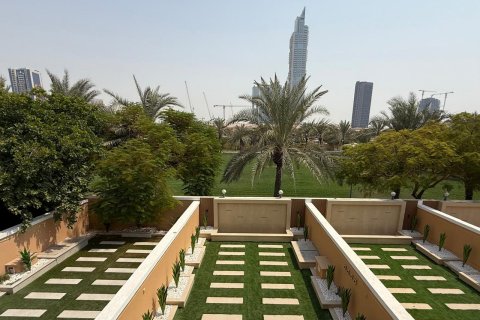 טאונהאוס ב Jumeirah Village Triangle, Dubai, איחוד האמירויות 2 חדרי שינה, 152 מ