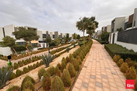 Rekkehus til leie i Dubai, Emiratene 4 soverom, 230 kvm Nr. 669962 - Foto 8