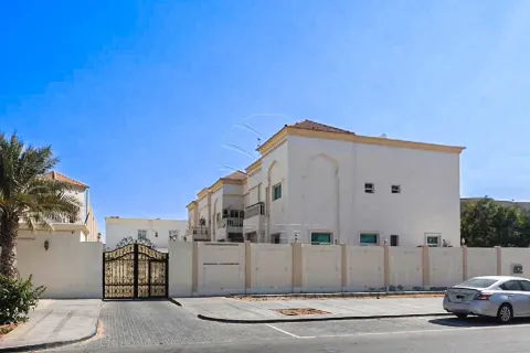 Villa Mohamed Bin Zayed City, Abu Dhabijā, AAE 5 istabas, 3716 m2 Nr. 662775 - attēls 2