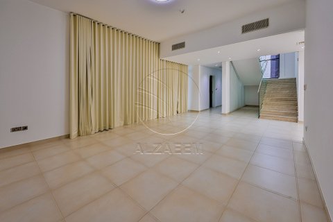 Villa til leje i Yas Island, Abu Dhabi, UAE 5 soveværelser, 674 kvm № 662773 - foto 2