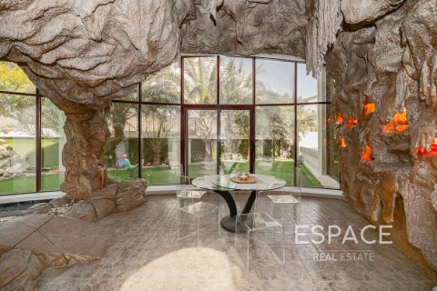Vila u gradu Emirates Hills, Dubai, UAE 8 spavaće sobe, 1486 m2 Br. 650318 - Slika 5